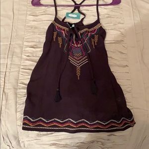 Brown Maurice’s top